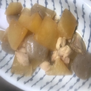 鶏肉と大根とこんにゃくの煮物